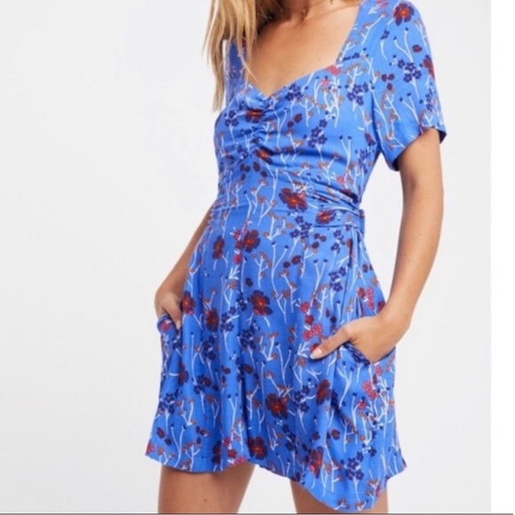 Free People Pants - NEW FREE PEOPLE BLUE FLORAL ROMPER Z13-19